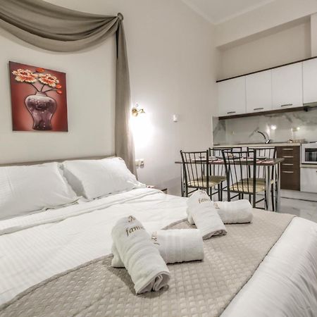 Del Sol #2 Meteora Luxurious Family Suites Kalampáka Eksteriør bilde
