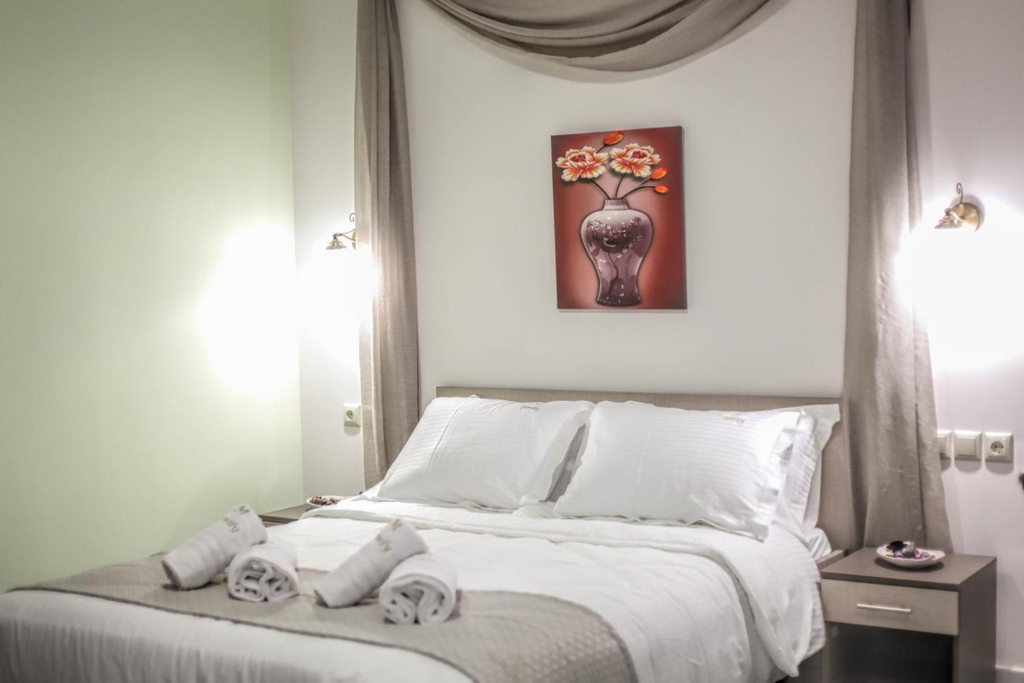 Del Sol #2 Meteora Luxurious Family Suites Kalampáka Eksteriør bilde